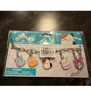 LUV HER Squishmallows Girls 1 Charm Bracelet & 5 Interchangeable Charms Ages 8+